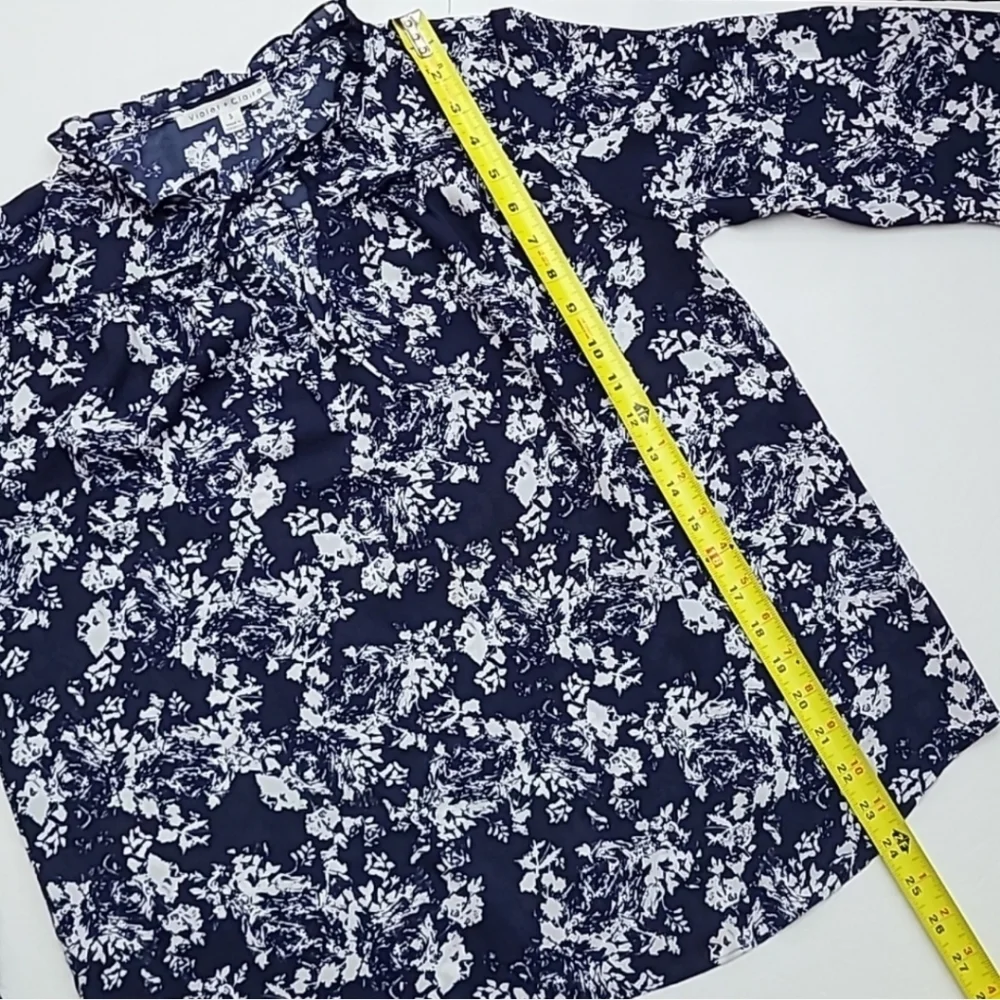 Violet + Claire Women's Blouse White Navy Floral Long Sleeve Semi Sheer Size S - Picture 15 of 15